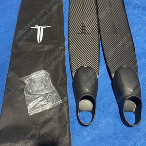 프리다이빙 타메라 카본 컴페티션핀 미디움 260-280가능(가격다운)