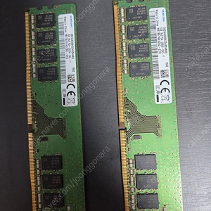 삼성전자 DDR4-2666 (8GB) x 2EA 팝니다.