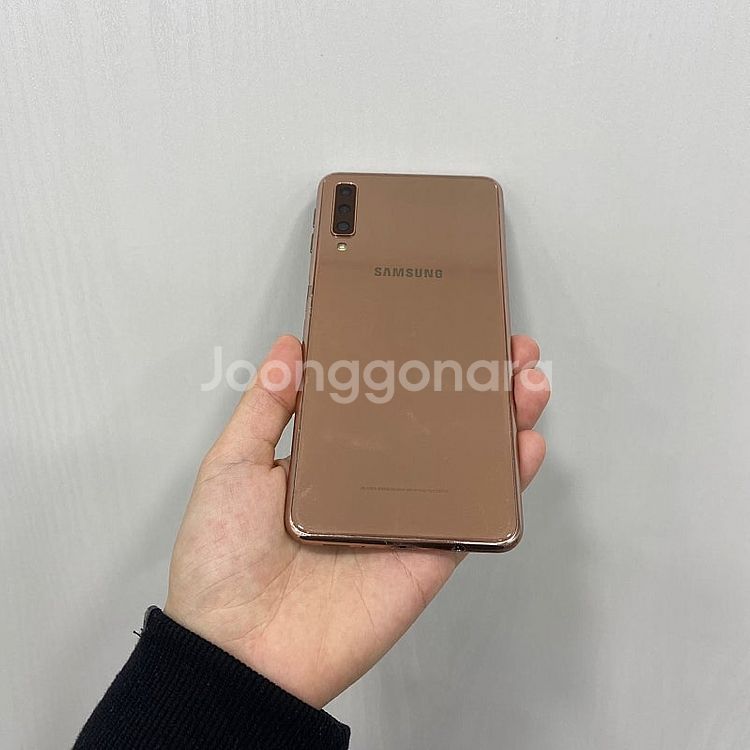 53277 갤럭시A7 64GB 골드 부산 중고폰 팝니다...--3