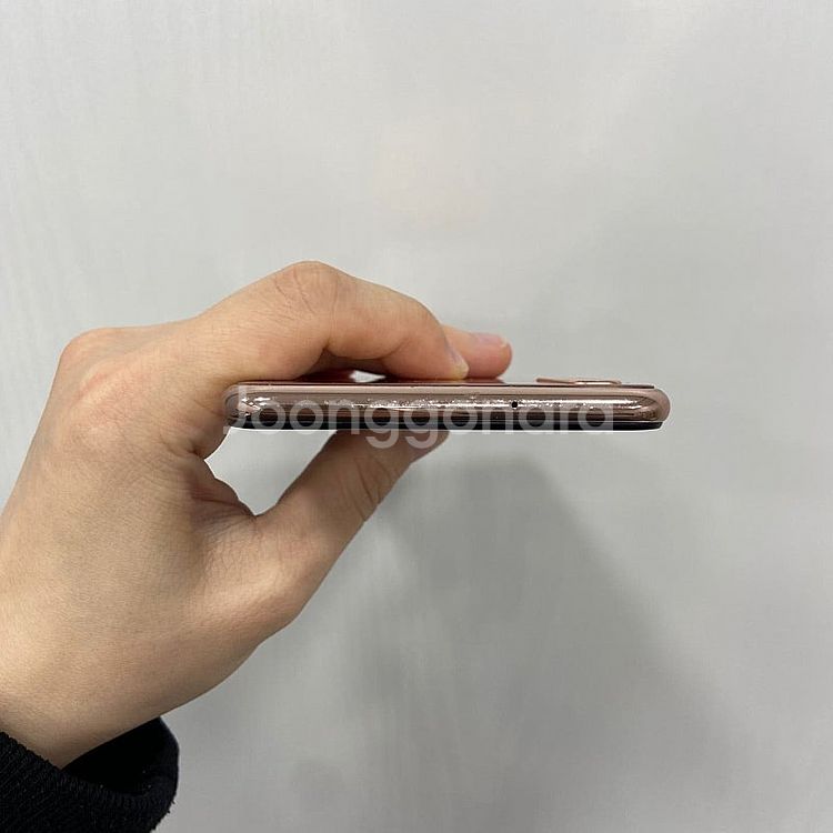 53277 갤럭시A7 64GB 골드 부산 중고폰 팝니다...--6