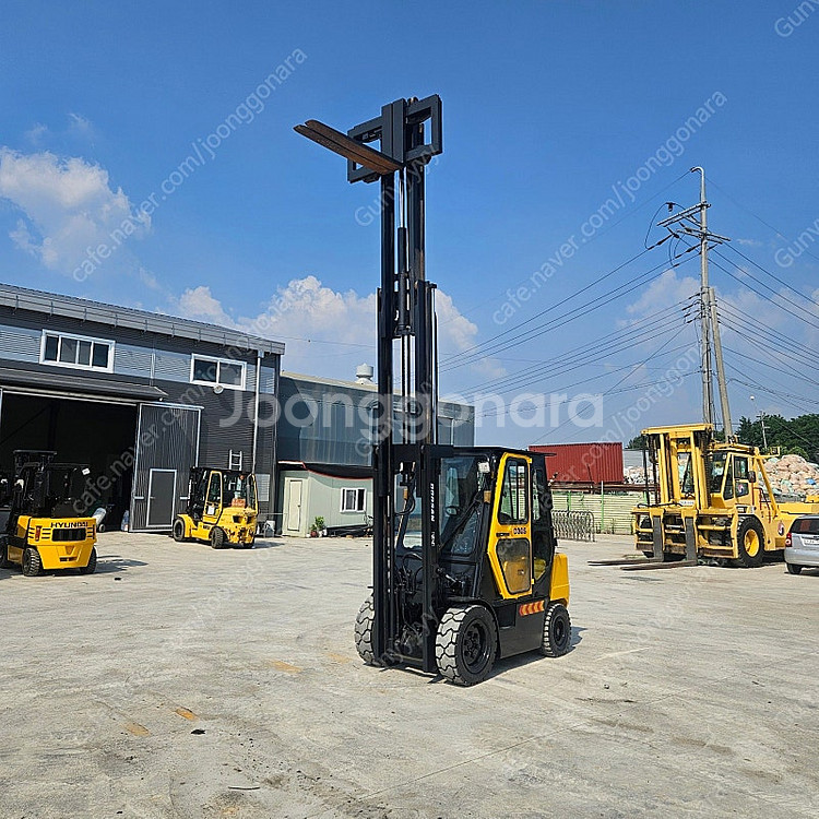 두산 D30S-3 중고지게차--6