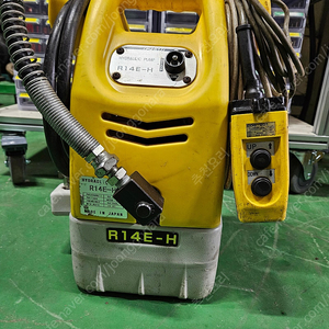 R14E-H , SH-70B 이즈미 유압펌프, 펀칭기