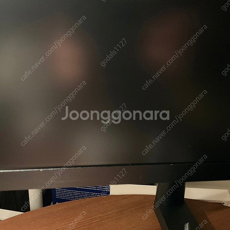 32인치 무결점모니터 32GM01+모니터암 팝니다--4