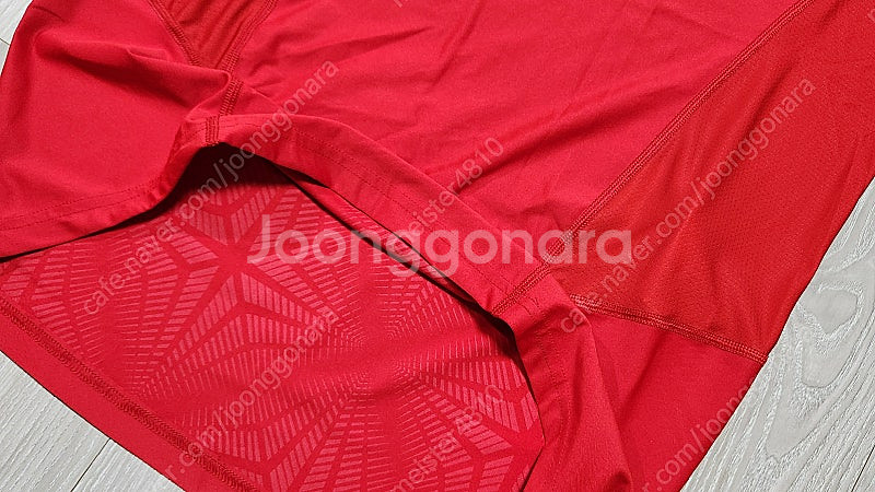 새제품 언더아머 컴프레션 민소매 나시티 2XL--3