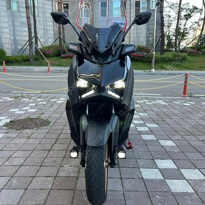 야마하 XMAX300