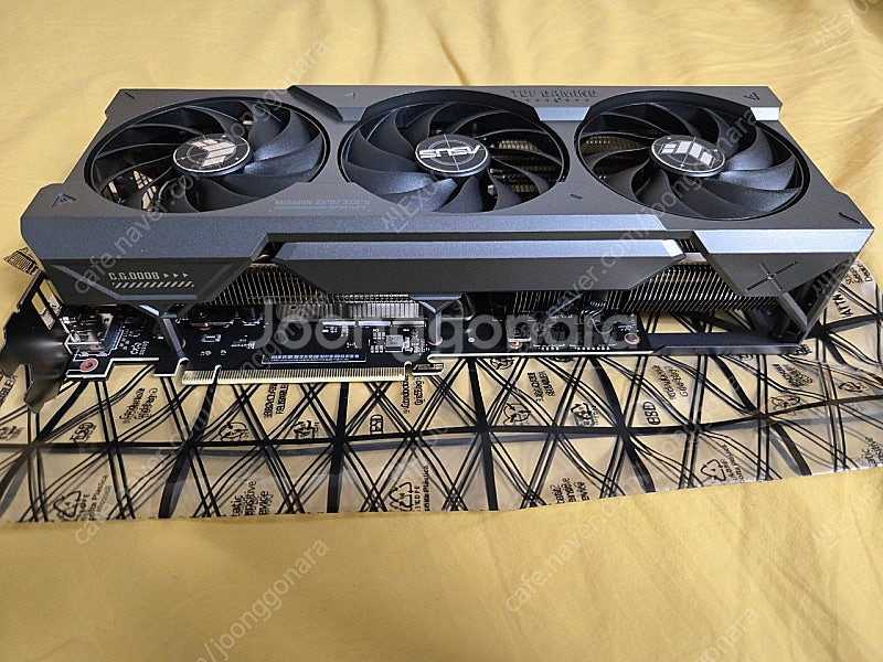 ASUS TUF Gaming지포스 RTX 4070 Ti...--3