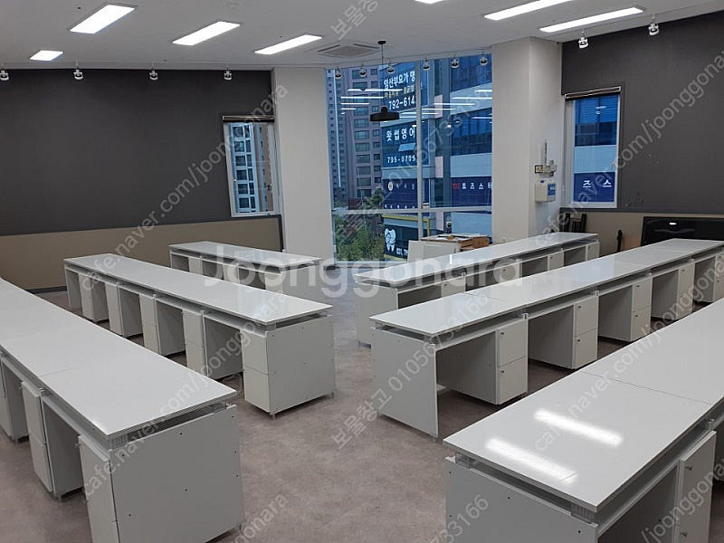 전국배송 인기 ! 깔끔 미술학원책상 (도화지수납함도 구...--5