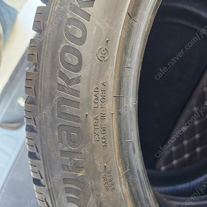 한국타이어 스노우 타이어 BMW 255 40 18R 2짝275 40 18R 2짝 팝니다.