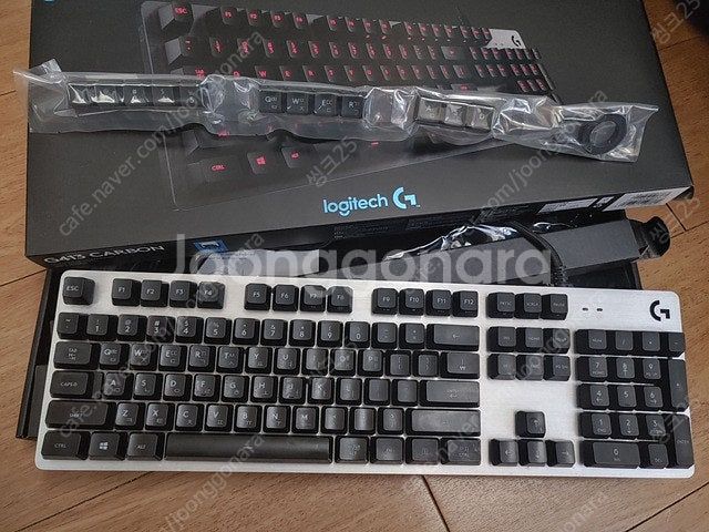 로지텍 G413 실버 키보드 판매합니다.--0