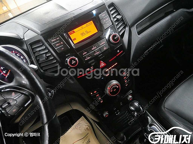[KG모빌리티(쌍용) ]티볼리 에어 2WD 디젤 1.6...--9