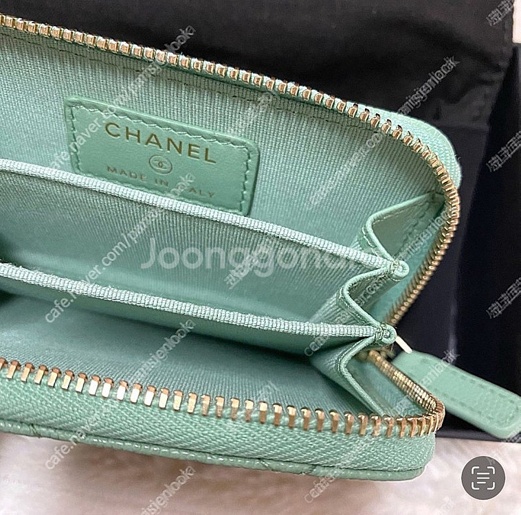 샤넬 클래식 캐비어 지퍼 카드지갑 민트 금장 새상품--2