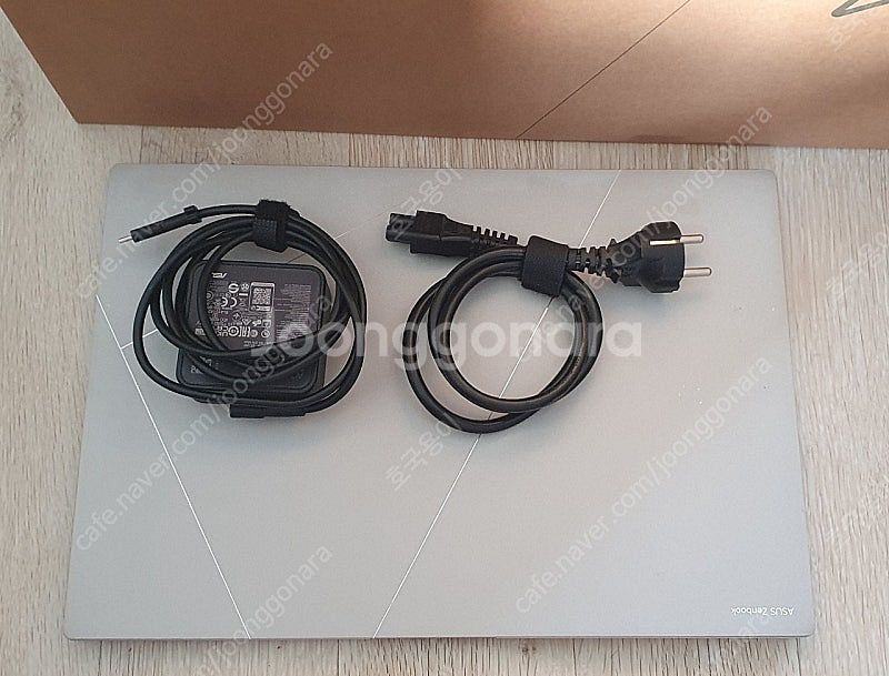 asus 젠북 s16 um5606w 2024출시 노트북--8