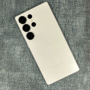*새상품급* 갤럭시S25울트라 256G 실버 25년 3월개통 110만원 판매해요