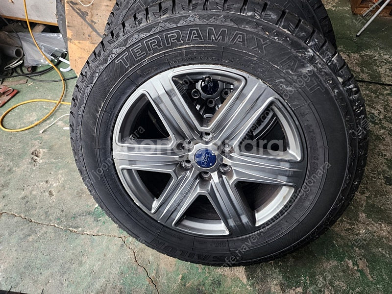F150 20인치 휠,타이어 4본--3