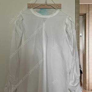 비뮤즈맨션 볼륨 블라우스