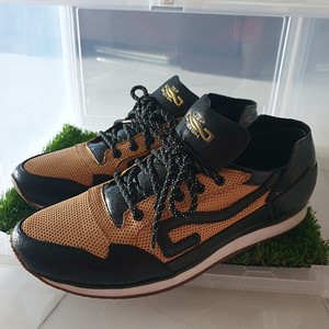 희소템] TOP SEVEN 감성 스니커즈 EUR41 (260mm)