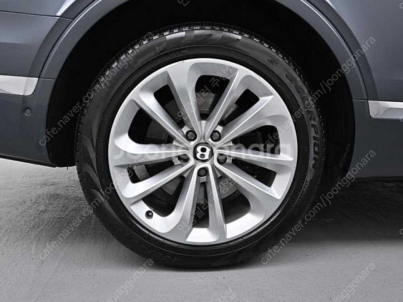 벤틀리 벤테이가 중고 4.0 V8 세계최강의 수제차량 ...--7