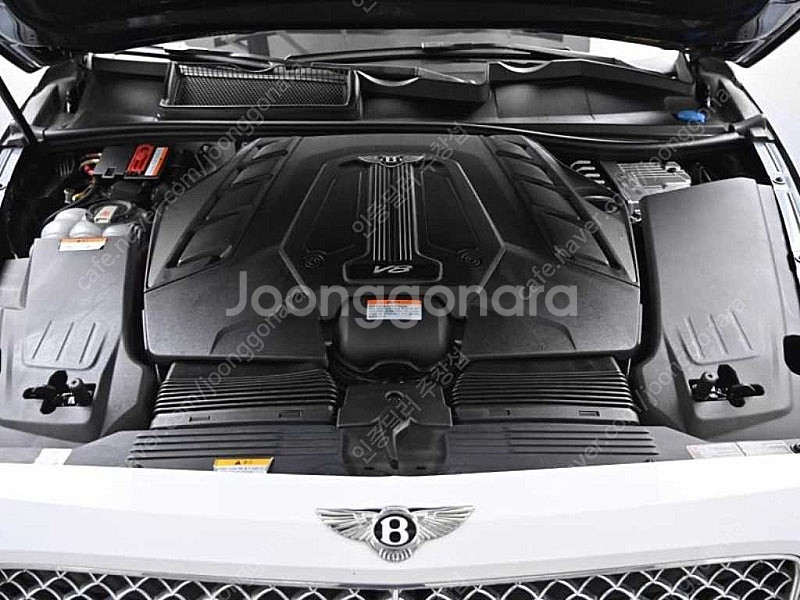 벤틀리 벤테이가 중고 4.0 V8 세계최강의 수제차량 ...--8