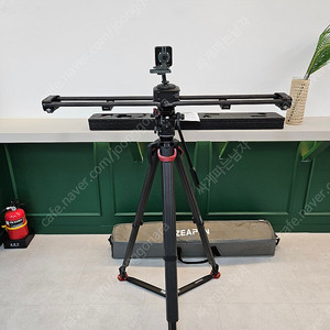 ZEAPON AXIS PRO 120 3축 전동 슬라이더 팝니다.