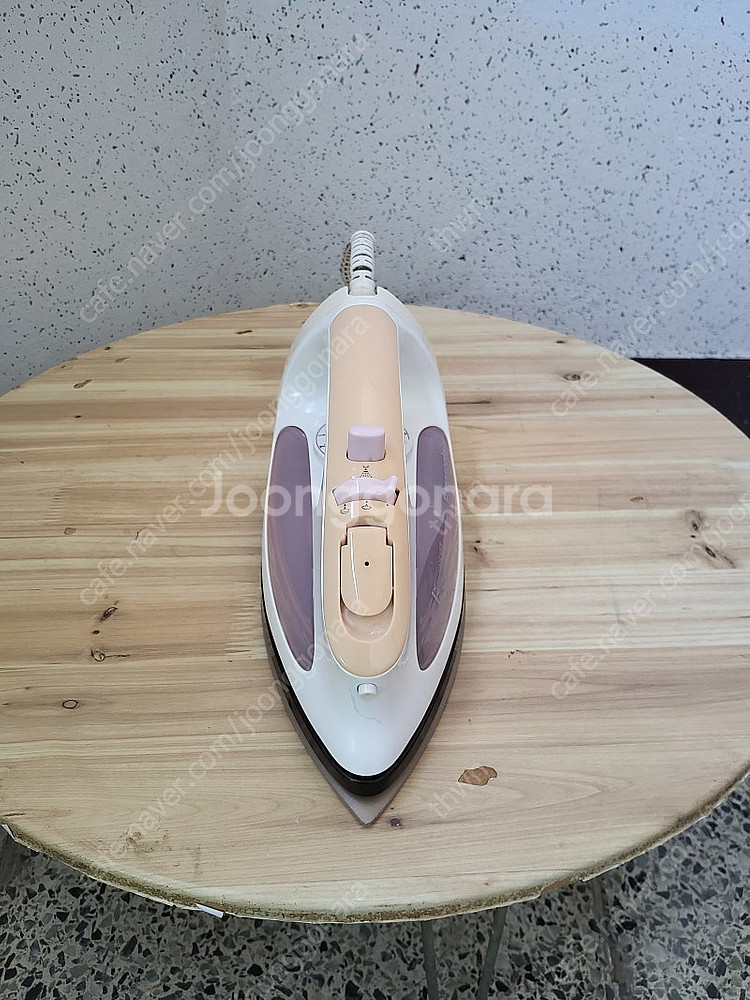 파라소닉 스팀다리미 NI-A235TS 판매합니다~~--0