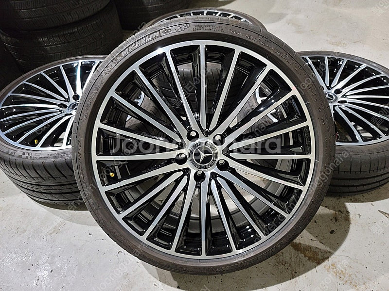 w257 벤츠cls amg 정품 20인치 휠타이어 판매...--7
