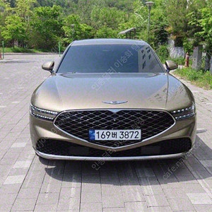 1,064 km 23년식 G90중고 제네시스 G90 중고 제네시스 중고 중고 3.5T GDI AWD 중고차구매후기 금색