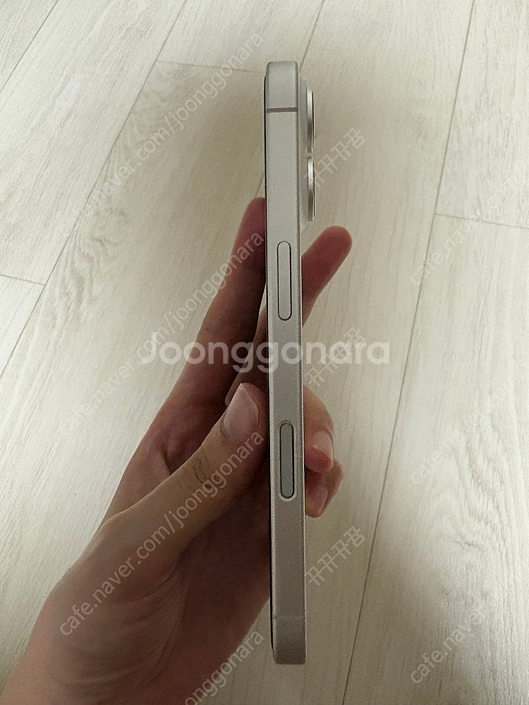 아이폰16 256 화이트 풀박스 홍콩판듀얼심 카메라무음--5