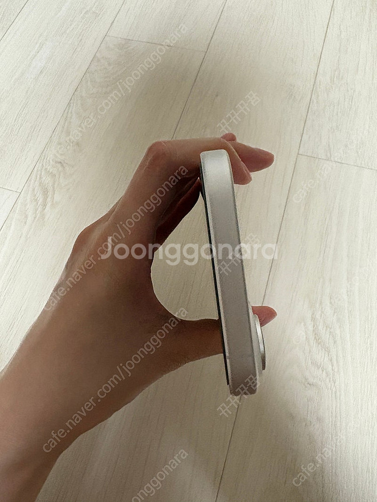 아이폰16 256 화이트 풀박스 홍콩판듀얼심 카메라무음--6