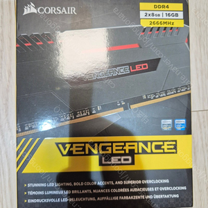 Corsair Vengeance DDR4-2666 8GB 2장