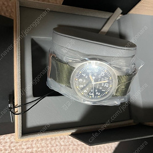 해밀턴 카키필드 메카니컬 38mm H69439931 미사용 새제품 (정식 a/s 보증서포함)