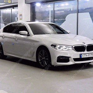 BMW 5시리즈 중고 5시리즈 중고차 할부 BMW 520D 중고 2019년식 82,310km 520d M 스포츠 플러스 개인사업자 차량구매