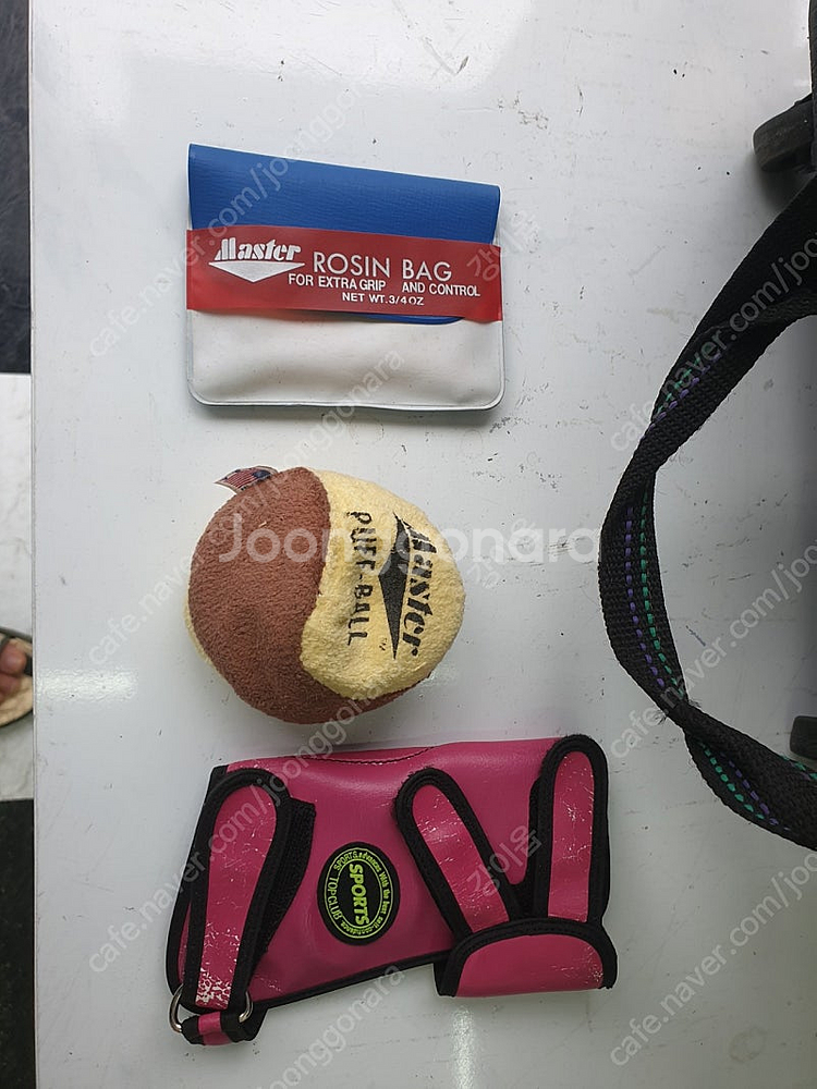 볼링공과 가방 아대 그외 제품 무료나눔합니다.--0
