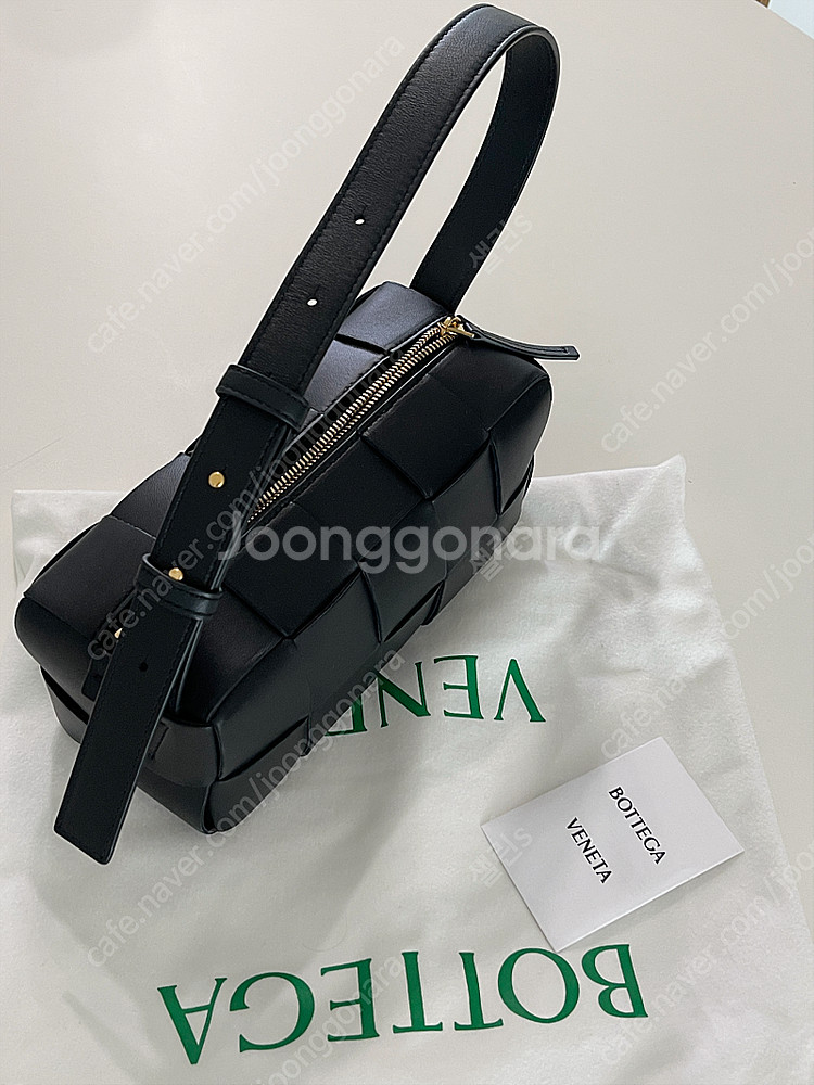 보테가베네타 브릭카세트 스몰 블랙--0