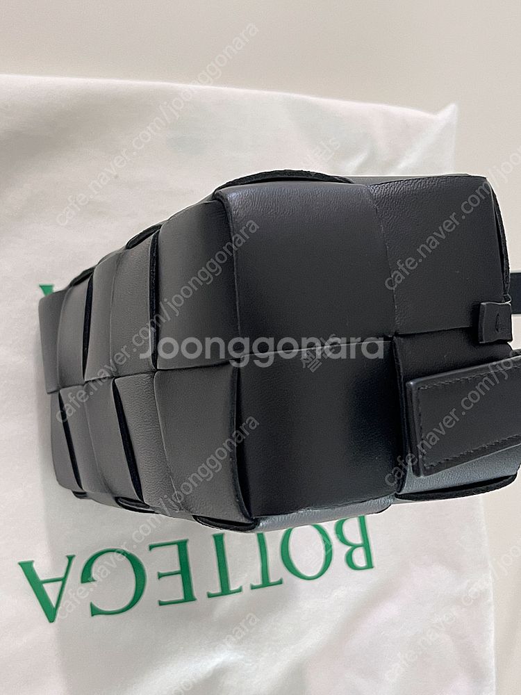 보테가베네타 브릭카세트 스몰 블랙--2