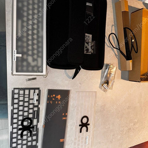 커스텀키보드 Qwertykeys QK65 Keyboard Batch 2 화이트골든 기보강세트 미조립