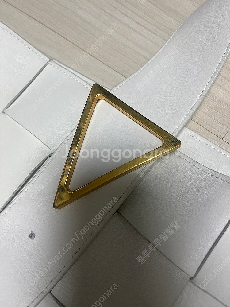 정품 보테가베네타 인트레치오 라지 숄더백--5