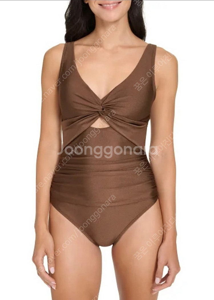 DKNY 수영복 M사이즈 택포 35000원--0