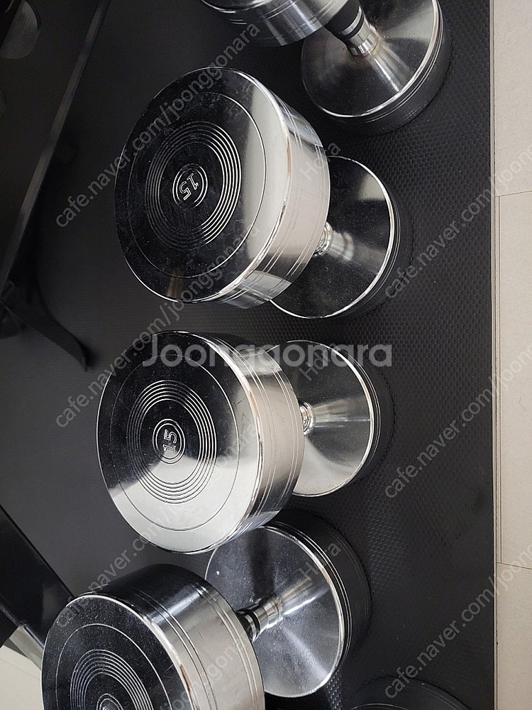 크롬 덤벨 20,15,10,5 kg당 2000원, 토탈...--3
