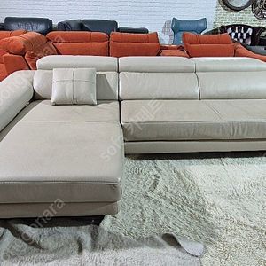 *판매* 자코모 모리슨 슈렁큰 천연 통가죽 카우치 소파(헤드레스트기능)급 9 5 만원 서울경기(근거리) 무료배송 그외 배송가능