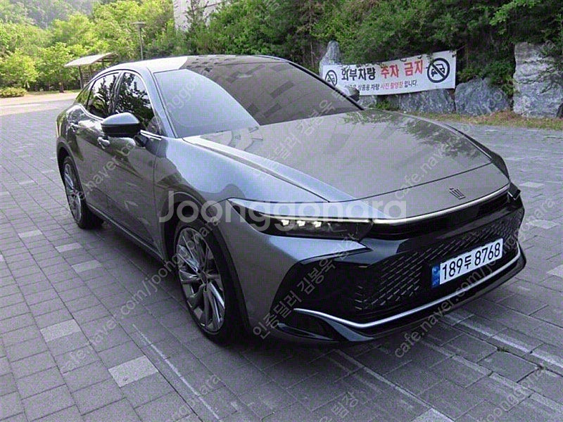 토요타 크라운 중고 크라운 2023년식 12,700km...--3