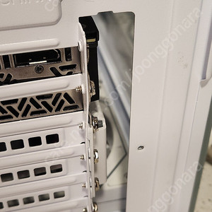고사양 게이밍 컴팝니다 라이젠7500F DDR5 32G RTX2080 SSD500G 파워800W 수원