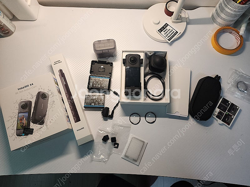 인스타360x4 팝니다.--1