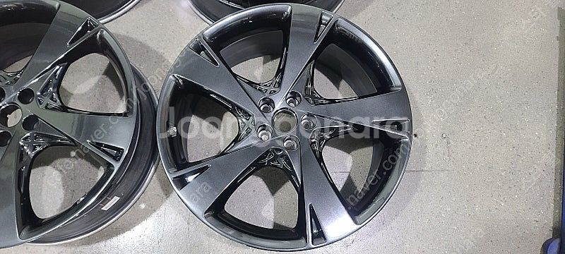 제네시스 GV80 22인치 고스트크롬 순정휠 대품판매4...--1