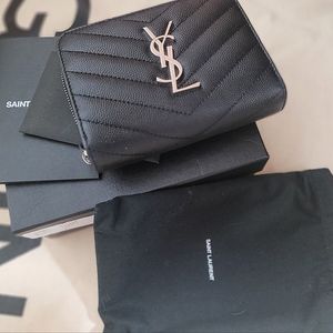 생로랑 모노그램 지퍼 반지갑(정품)풀셋