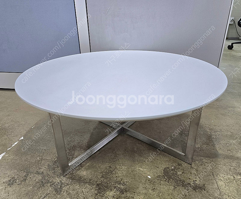 퍼시스 원형테이블 (높이 낮음)--1