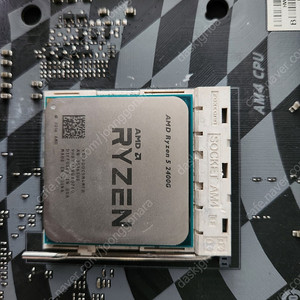 AMD 2400g + b350 보드 + 램 16g