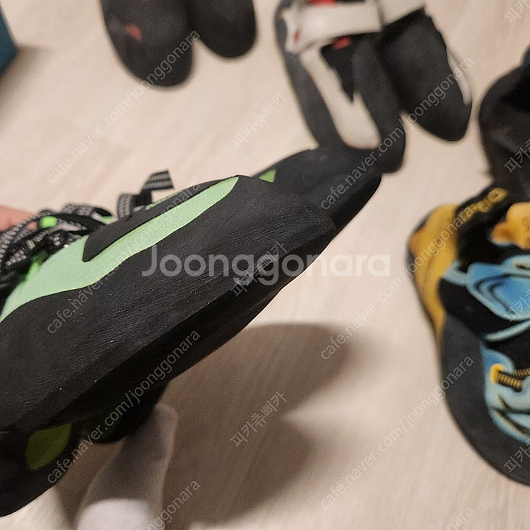 암벽화 테나야 문다카EU38 A급 판매합니다--3