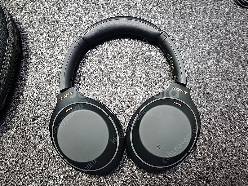 소니 헤드폰 wh-1000xm4 새상품급 판매합니다.--2