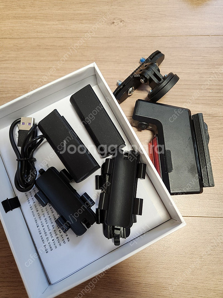 투싸이클링 dvr80 자전거 후방 블랙박스 판매합니다--2