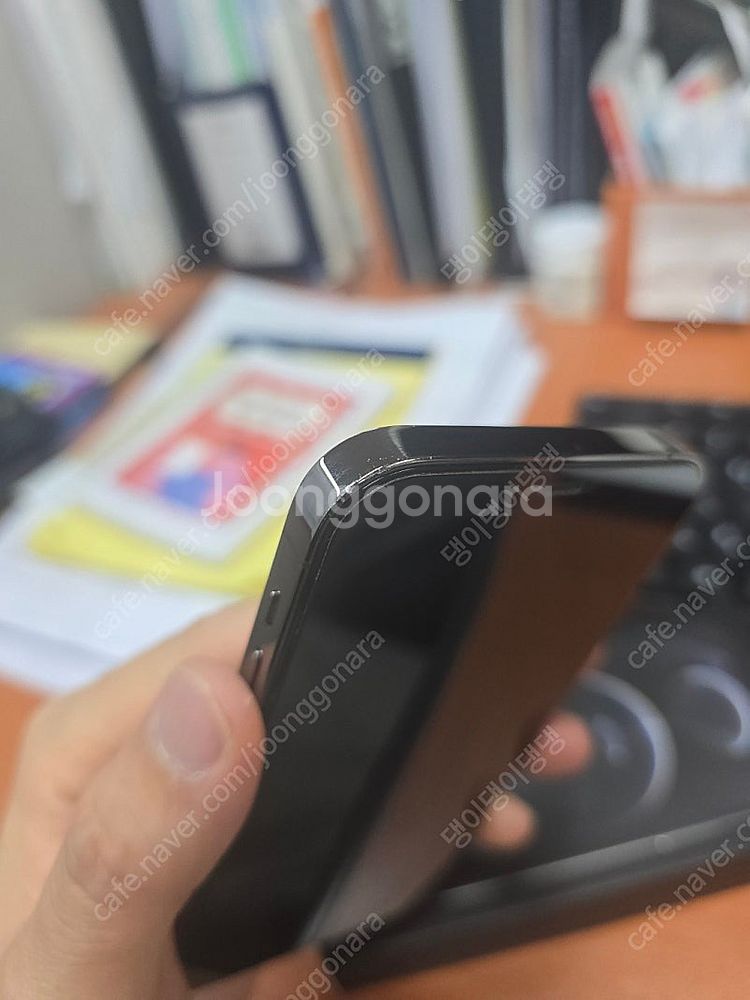 아이폰12pro 256기가 팝니다.--0